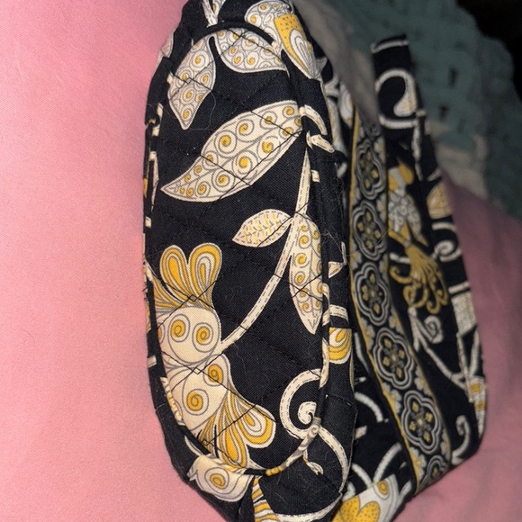 Retired Vera Bradley Yellow Bird Hannah Handbag Small - Picture 3 of 4